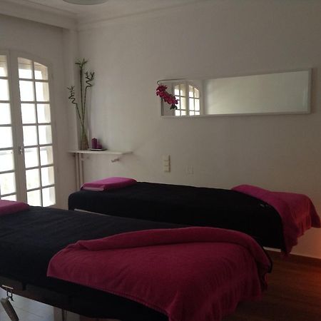 Hostellerie Les Frenes Avignon Exterior foto
